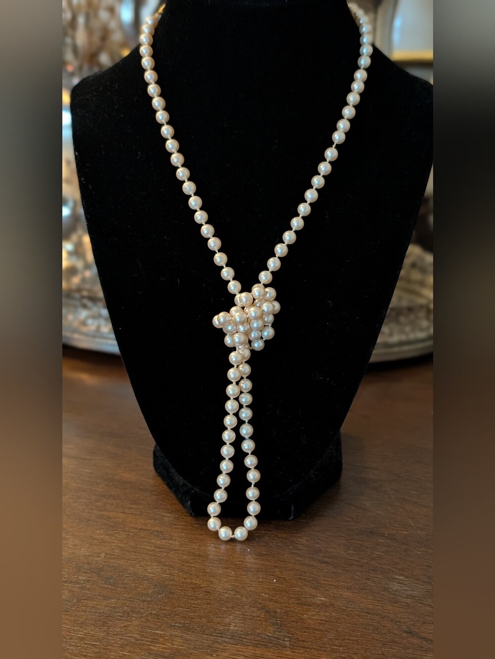 Classic Cream faux  Pearl  Necklace - Unbranded, Vintage - Picture 4 of 5